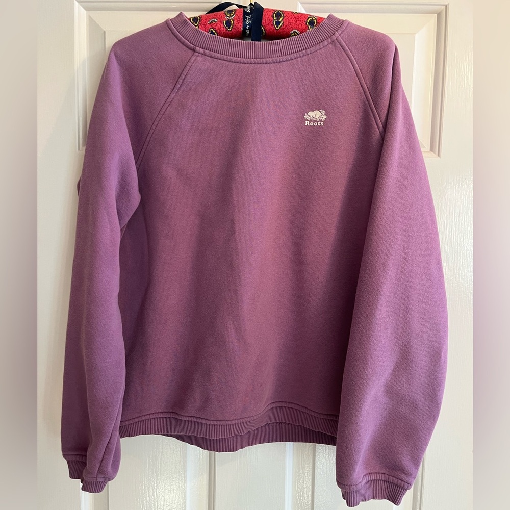 Roots orchid purple crewneck sweatshirt, size small
